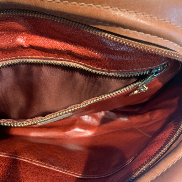 🥳Host Pick🤩80s vintage Stepan bag 🇮🇹 - clean and is great condition - Picture 4 of 5